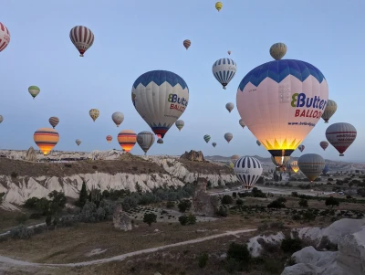 Cappadocia Hot Air Balloon Booking Online 2026 | Prices & Sunrise Flights in Göreme
