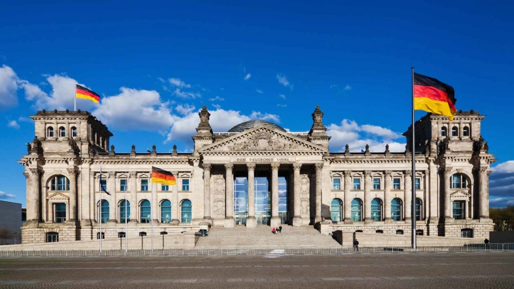 Ankara Çıkışlı Görkemli Rüya Üçgeni Almanya Fransa İsviçre 3 Gece 4 Gün Sunexpress ile Kurban Bayramı Özel