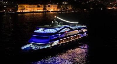 Bosphours Cruise Night Tour