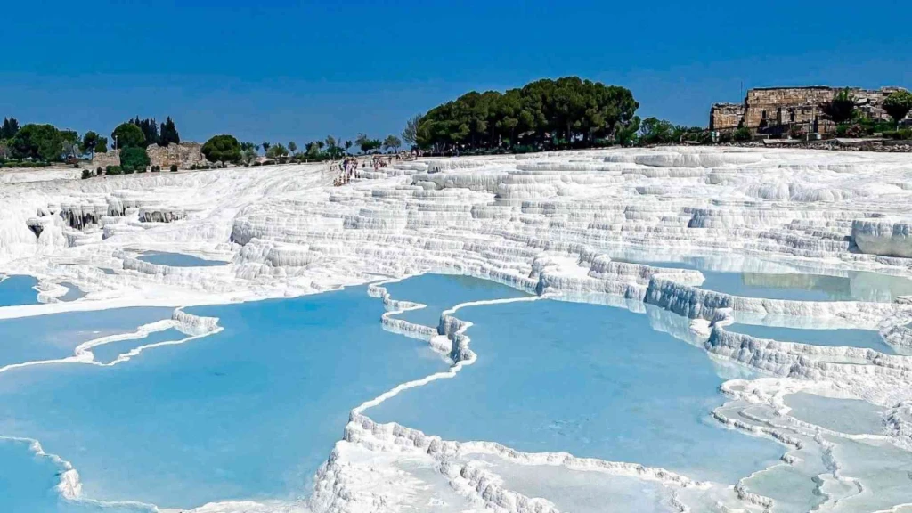 Isparta Gül Hasadı ve Sagalassos Salda Pamukkale Turu 1 Gece Konaklamalı