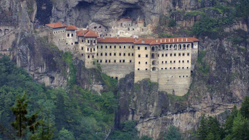 Ramazan Bayramı Özel İstanbul Çıkışlı Batum Konaklamalı Her Şey Dahil Karadeniz Turu 3 Gece Otel Konaklamalı