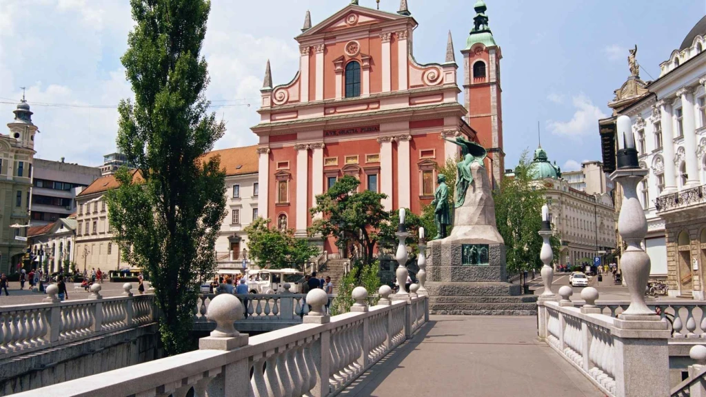 Slovenya & Hırvatistan Turu 3 Gece 4 Gün 27 Mayıs Hareket Extra Turlar Dahil Kurban Bayramı Özel