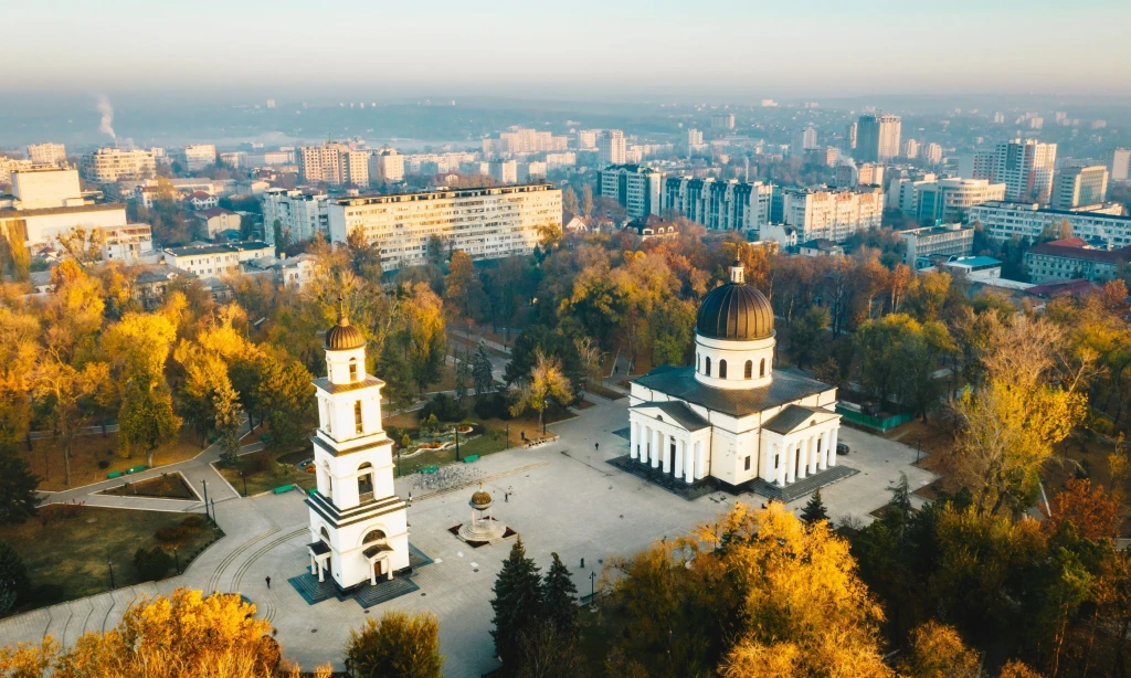 W ZDANIACH UKRYTYCH KRAJÓW, NIEPOWTARZALNA WYPRAWA DO MOŁDAWII