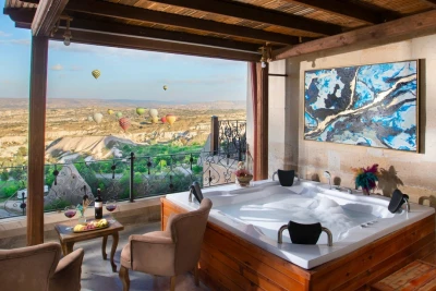 FORFAIT LUNE DE MIEL AVEC JACUZZI SUR LA TERRASSE DANS UNE SUITE