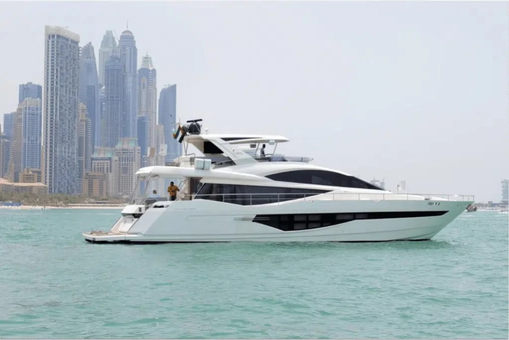 Dubai Lüks Yat Kiralama 78 FT - 30 Misafir