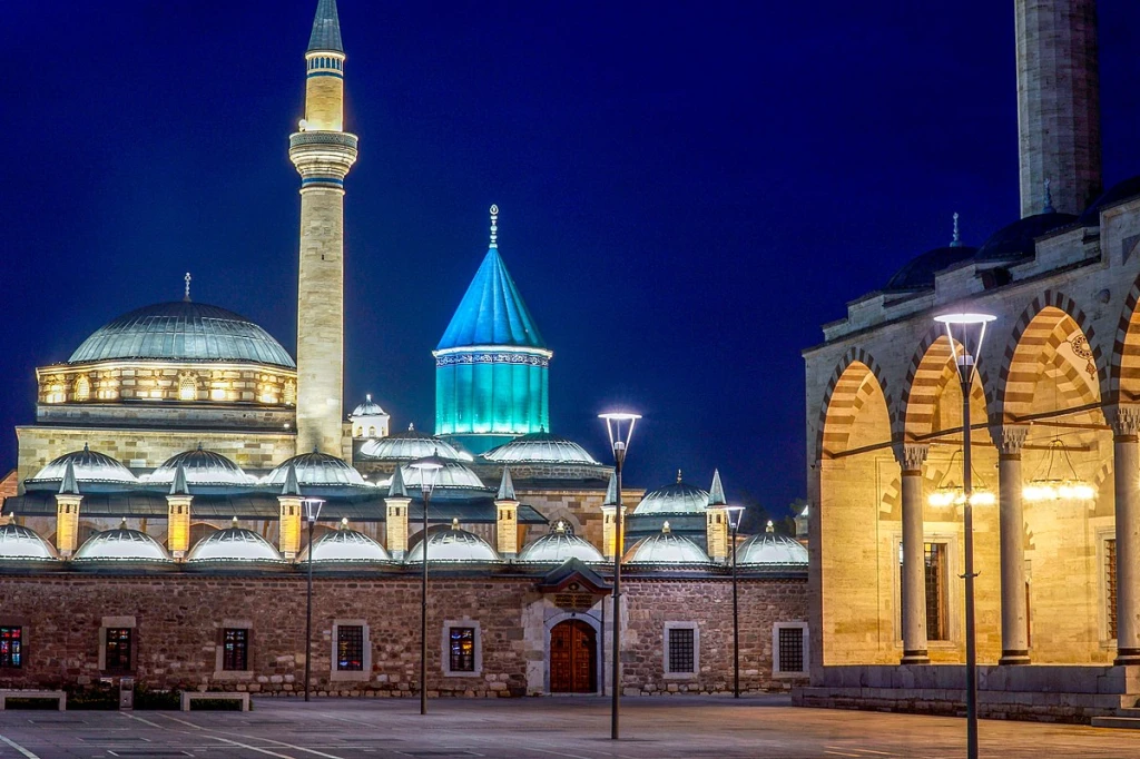 8-Day Turkey Tour Package: Istanbul, Cappadocia, Konya & Antalya