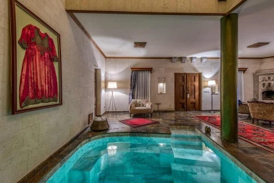 PAQUET DE NOUVEAU MARIÉ AVEC PISCINE PRIVATIVE