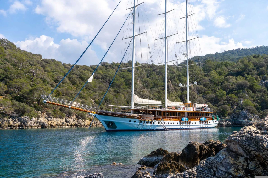Luxury Gulet Admiral: Exclusive Blue Voyage Turkey