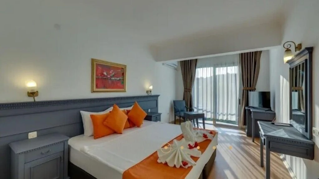 Ladonia Leo Beach Resort Hotel 3 Gece Konaklamalı