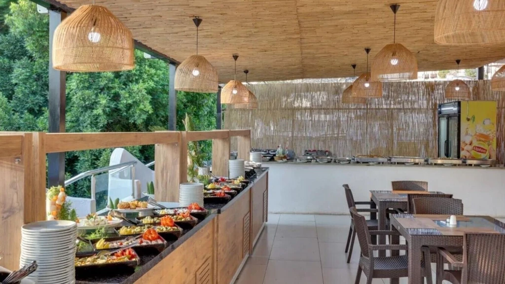 Ladonia Leo Beach Resort Hotel 3 Gece Konaklamalı
