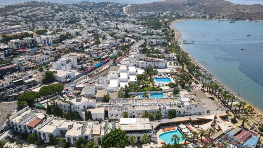 Ladonia Leo Beach Resort Hotel 3 Gece Konaklamalı