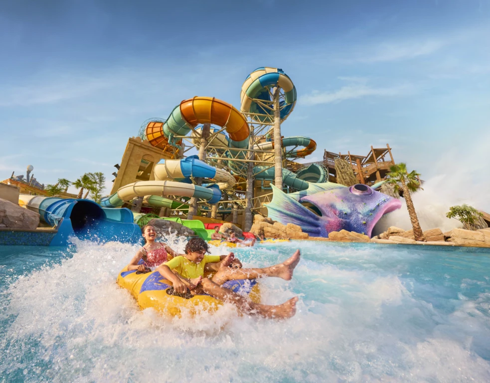 Yas Island Abu Dhabi Thema Park 1 Dag – 4 Parken