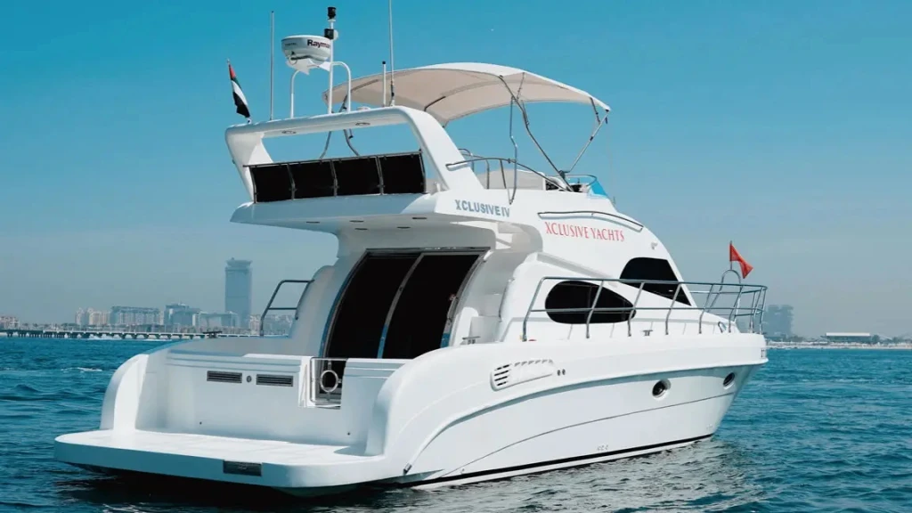 Location de yacht de luxe à Dubaï 48 pieds – 12 invités