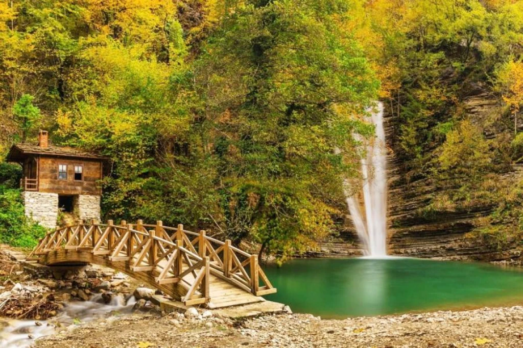 Uçaklı Karadeniz Keşif Turu / 2 Gece Otel Konaklamalı / İstanbul Çıkışlı