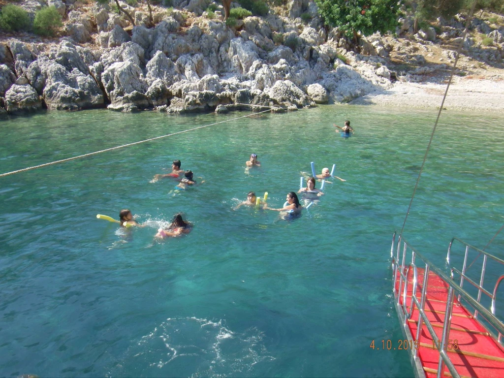 Tour in barca delle 12 isole di Göcek Fethiye