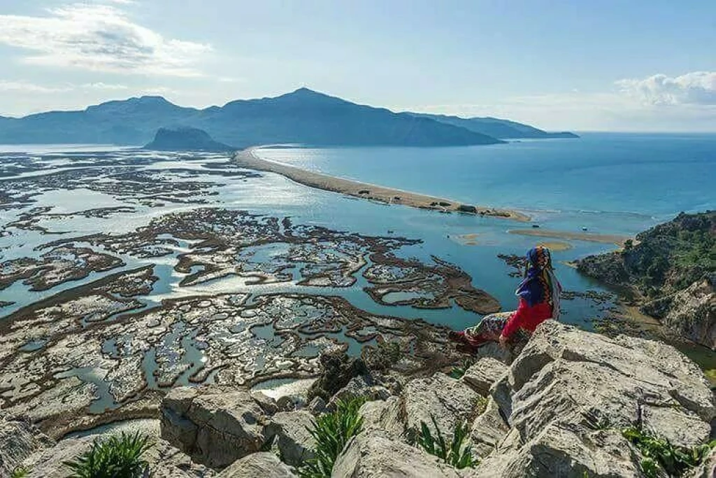 Dalyan Caretta İztuzu ve Çamur Banyoları Turu