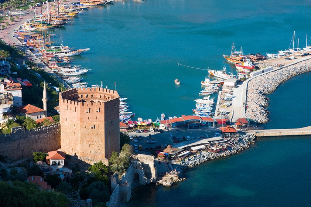 Ege Akdeniz Turu / 5 Gece Otel Konaklamalı / İstanbul Çıkışlı