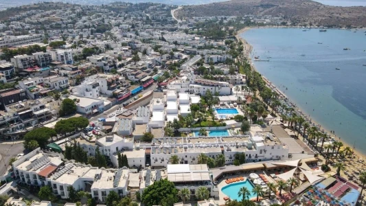 Ladonia Leo Beach Resort Hotel 4 Gece Konaklamalı