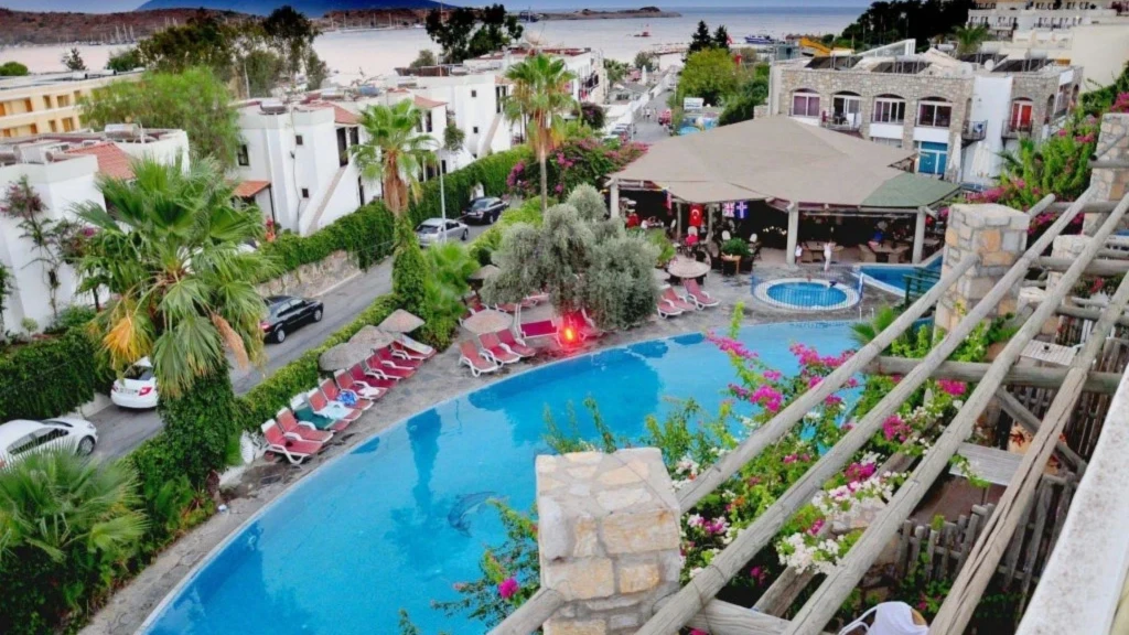 Ayaz Aqua Beach Hotel Bodrum 4 Gece Konaklamalı
