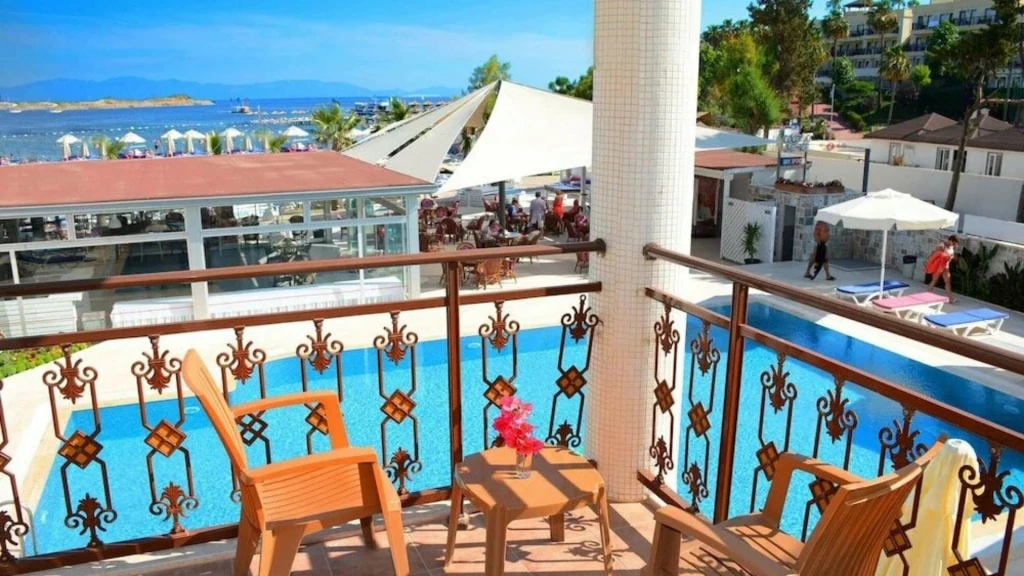 Ayaz Aqua Beach Hotel Bodrum 4 Gece Konaklamalı