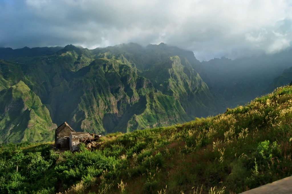 Cape Verde Islands Cruise – Small Ship Expedition in the Archipelago