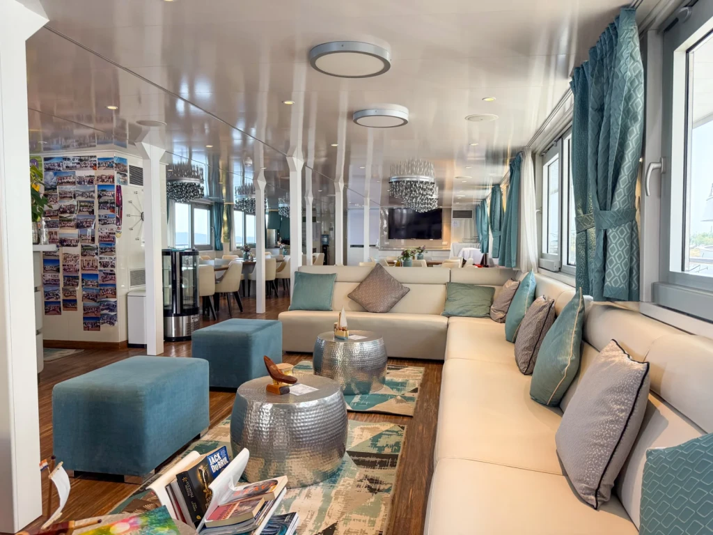 Mini One-Way Deluxe Cruise: Dubrovnik to Split(Trogir - Marina Baotić) – 4 Nights