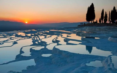 Can I travel around Turkey by train?