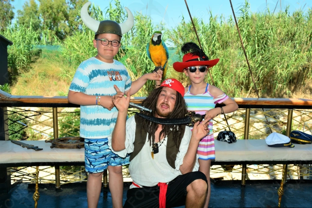 Корабельна екскурсія піратами з сертифікатом пірата