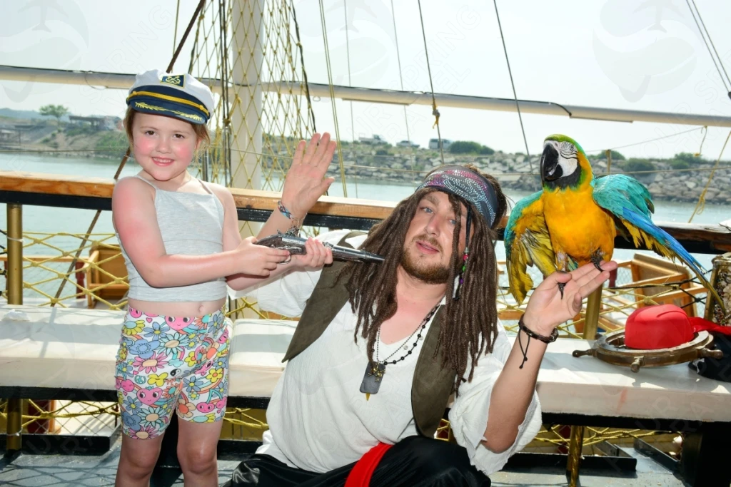 Корабельна екскурсія піратами з сертифікатом пірата