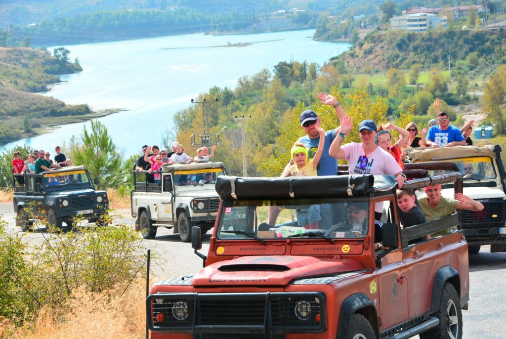 Safari in Jeep e Tour in Barca al Green Canyon
