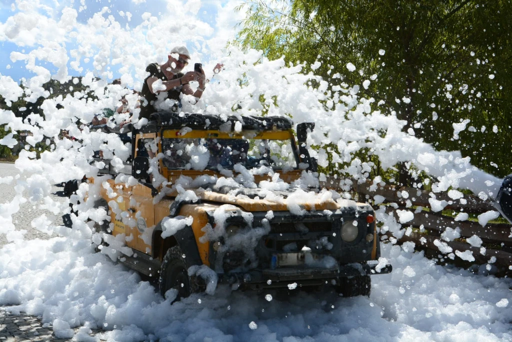 Safari in Jeep e Tour in Barca al Green Canyon