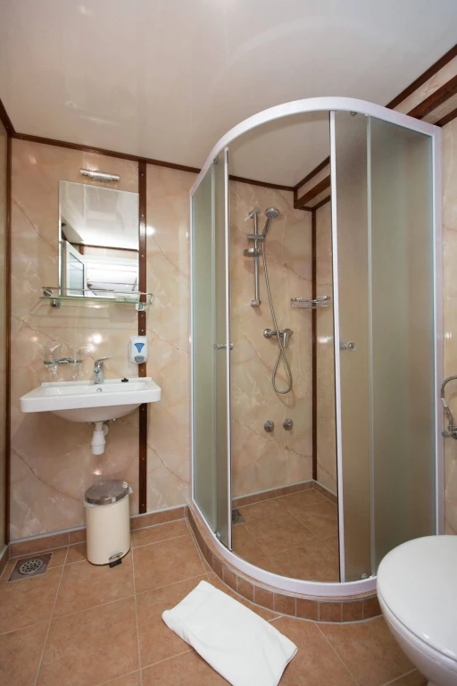 Dubrovnik to Split Mini Cruise 2026 – Luxury Croatia Blue Voyage Experience