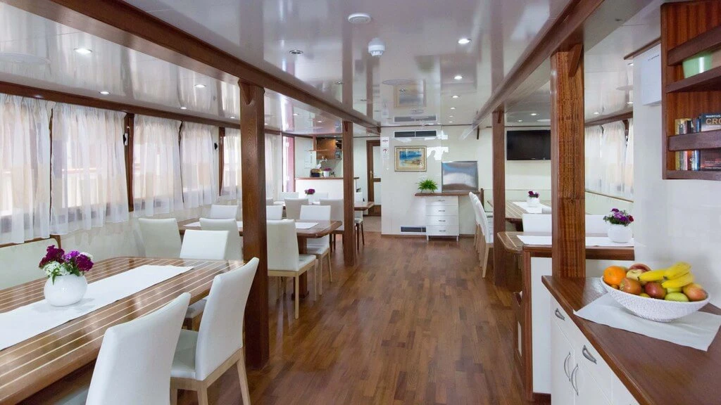 Split to Split 3 Nights Cruise 2026 – Luxury Croatia Blue Voyage Experience