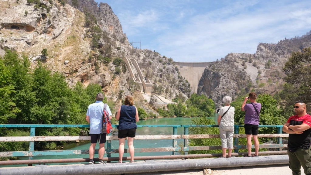 Side: Inland Life & Mix Tour with Local Lunch