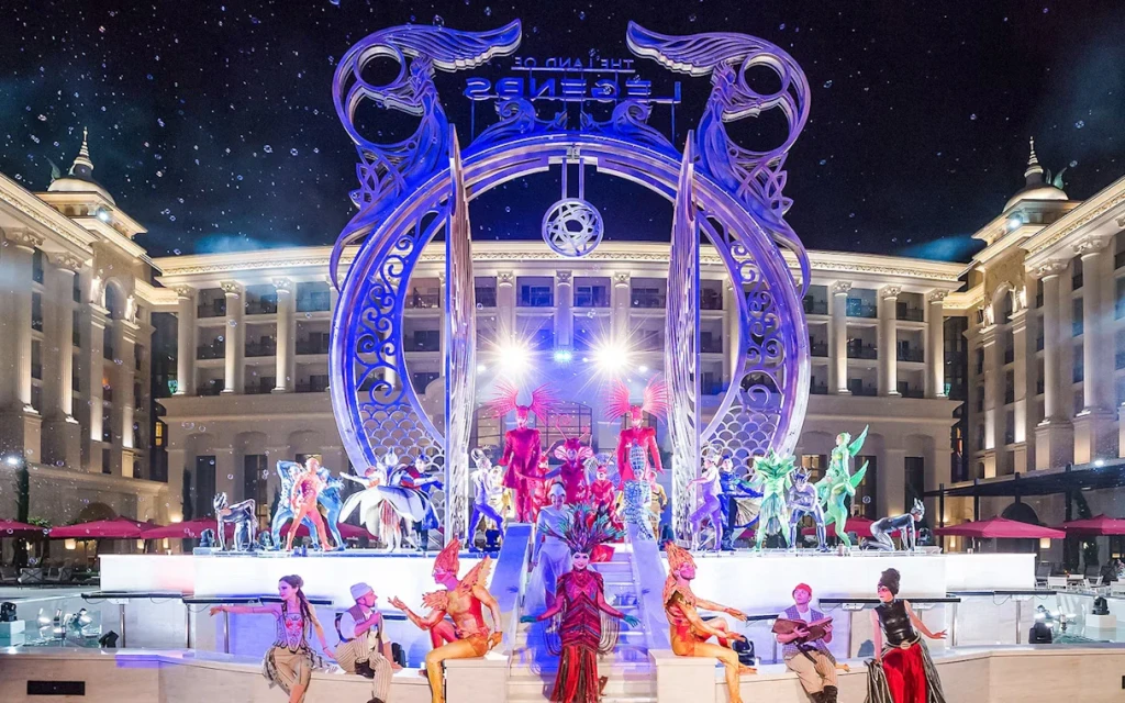 Côté : Spectacle Aquatique de la Terre des Légendes et Shopping avec Transport