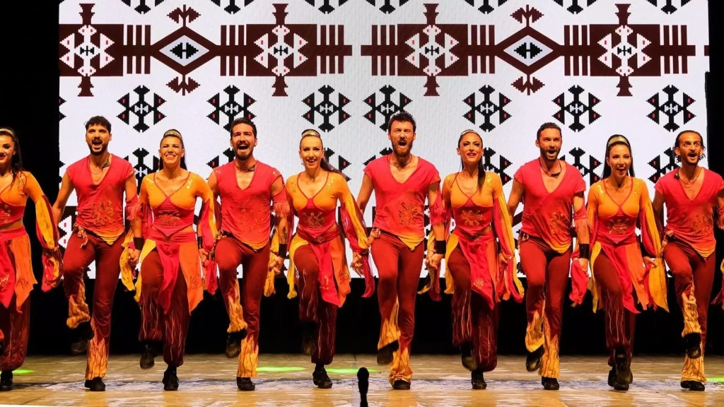 Antalya: Spettacolo di danza Fire of Anatolia con trasferimenti dall'hotel