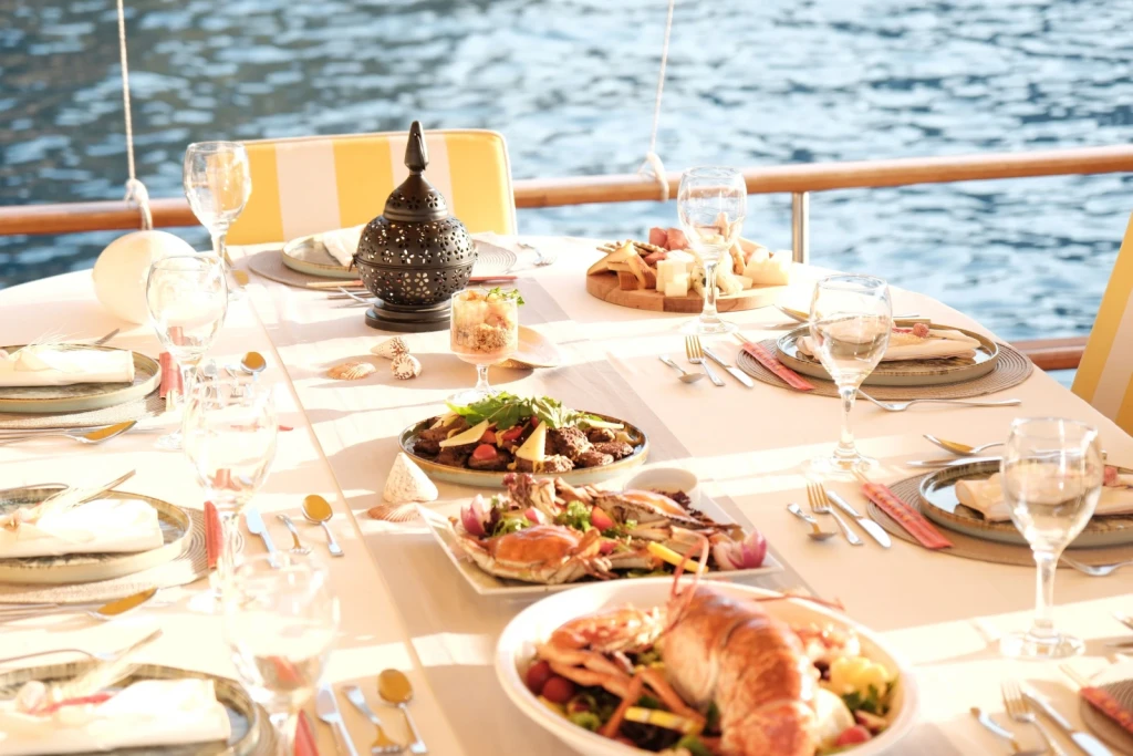 Lüks Mavi Tur : Fethiye - Ölüdeniz - Göcek - Fethiye