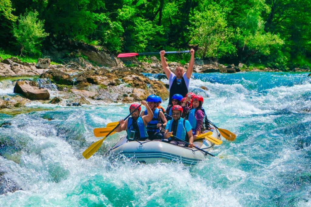 Cañón Köprülü Rafting en río salvaje con almuerzo