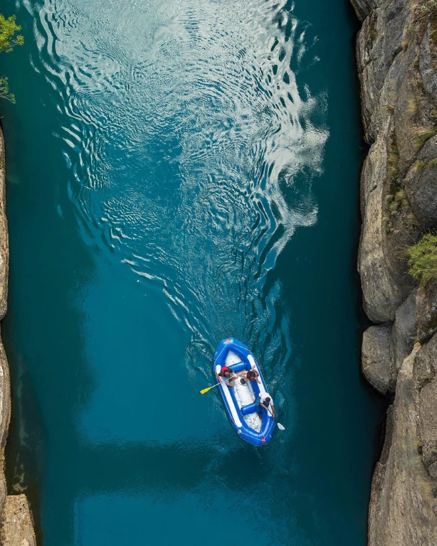 Cañón Köprülü Rafting en río salvaje con almuerzo
