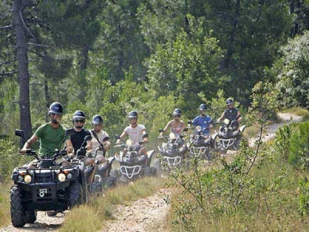Φετίγιε ATV Κβαντ Σαφάρι Τούρνου