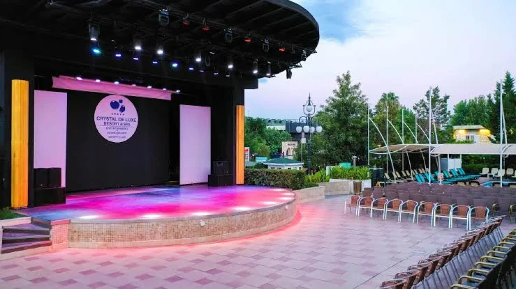 Crystal De Luxe Resort & Spa