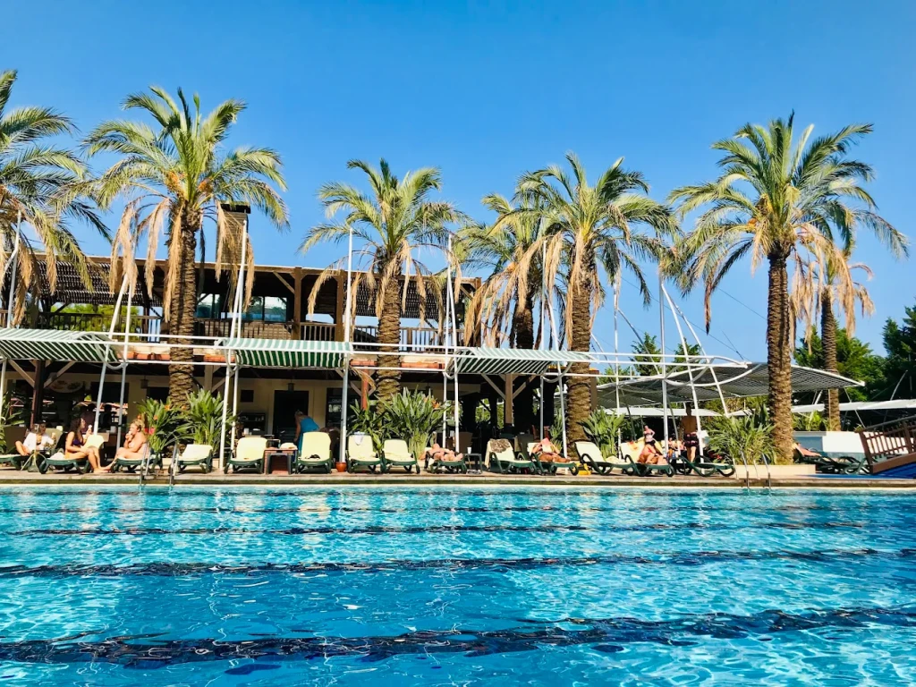 Crystal De Luxe Resort & Spa