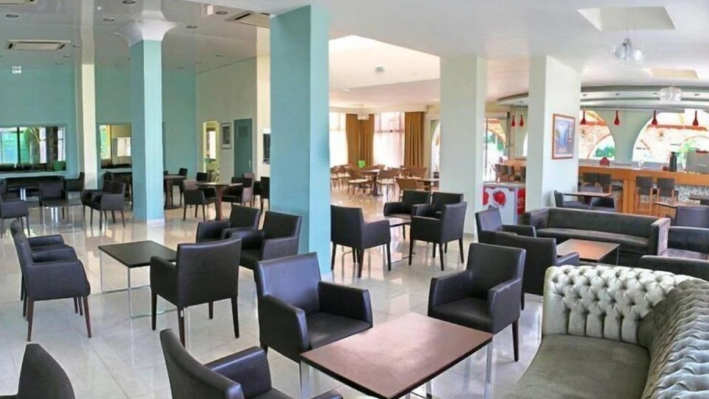 Hotel Silver Bay