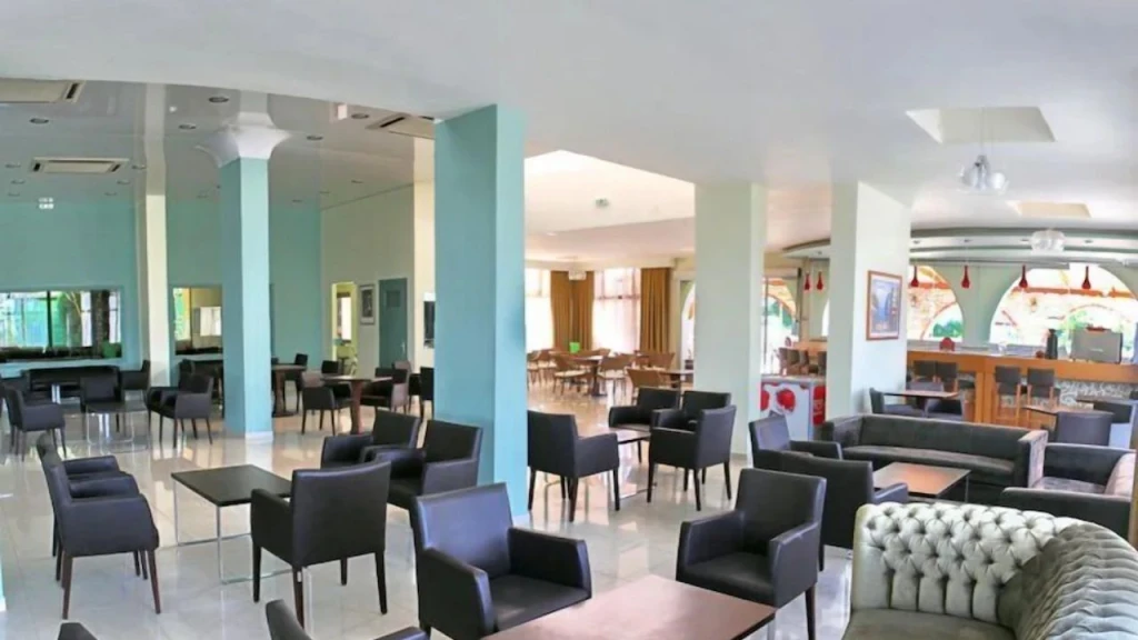 Hotel Silver Bay