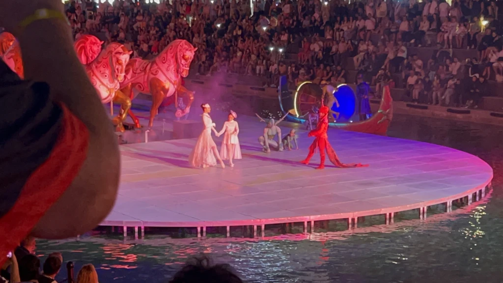 Land of Legends Night Show and Shopping Tour