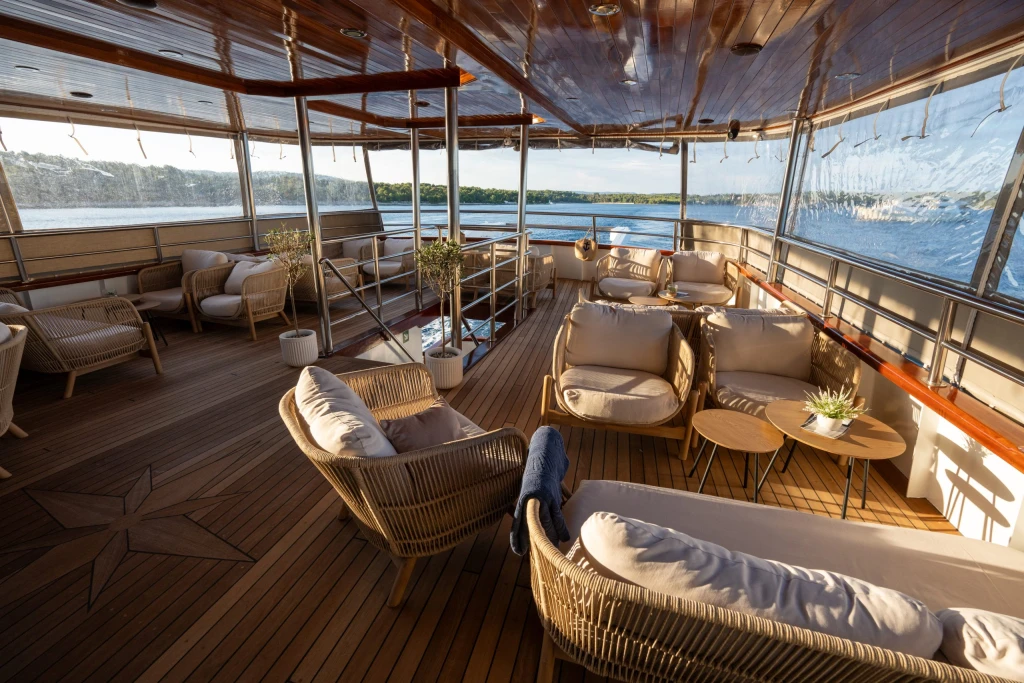 Dubrovnik to Split Mini Cruise 2026 – Luxury Croatia Blue Voyage Experience