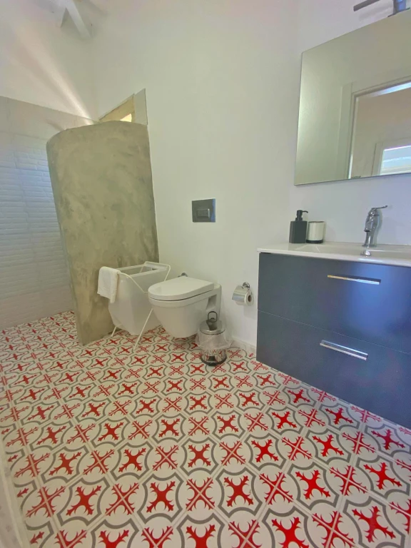 Alaçatı Çarşı içi 3 yatak odalı, havuzlu taş villa 5