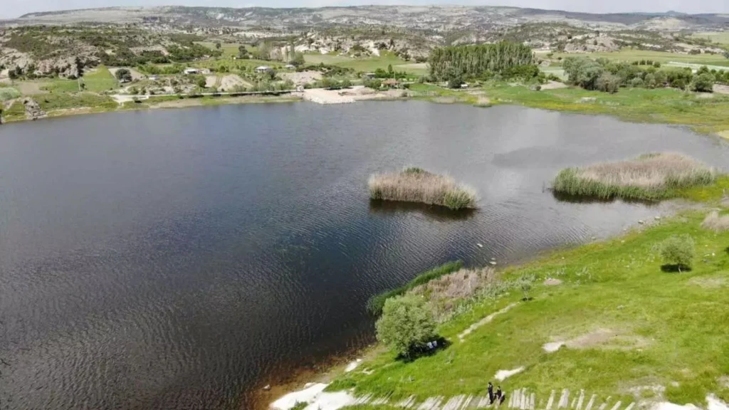 Kurban Bayramı Özel Salda Gölü Pamukkale Ayazini Frig Vadisi Turu 1 Gece Otel Konaklamalı