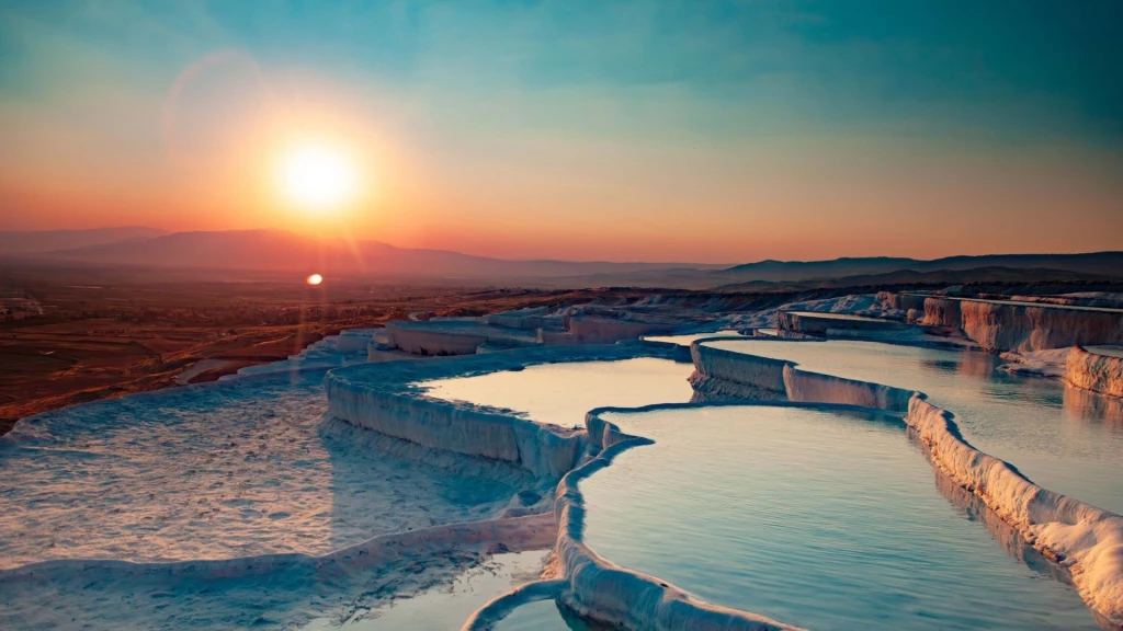 Kurban Bayramı Özel Salda Gölü Pamukkale Ayazini Frig Vadisi Turu 1 Gece Otel Konaklamalı