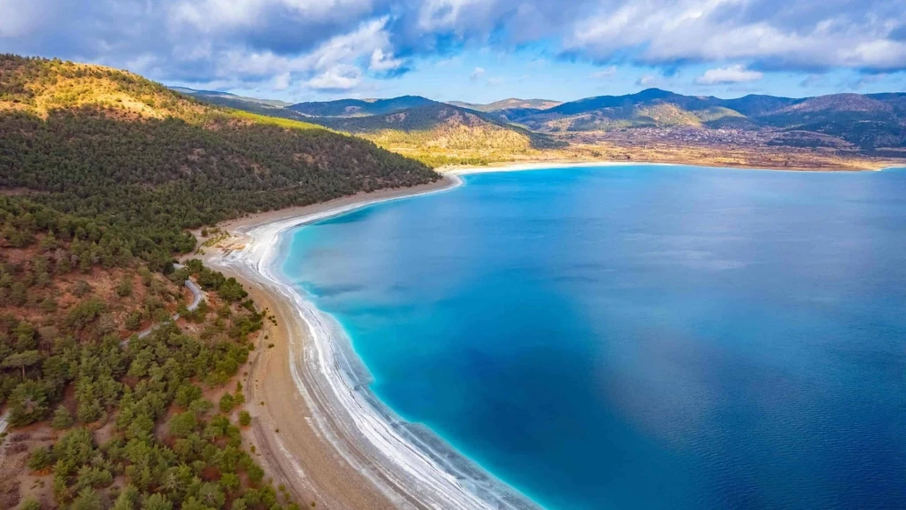 Kurban Bayramı Özel Salda Gölü Pamukkale Ayazini Frig Vadisi Turu 1 Gece Otel Konaklamalı